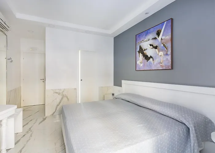 Little Aurelius Konukevi